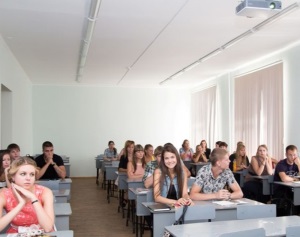 Стоимость обучения в ДВФУ выросла в этом году в 1,5-4,5 раза